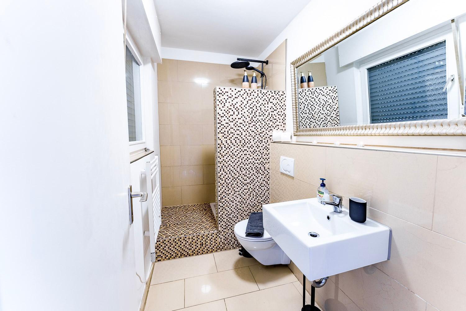 Modernes Apartment L Oasis L Mit Balkon Naehe Hauptbahnhof Essen Exteriér fotografie